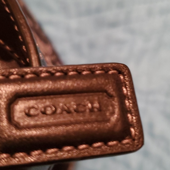 Coach mini black and silver - Picture 2 of 5